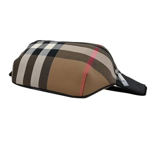 Burberry () ()