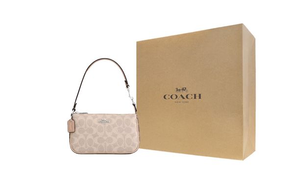 COACH Nolita