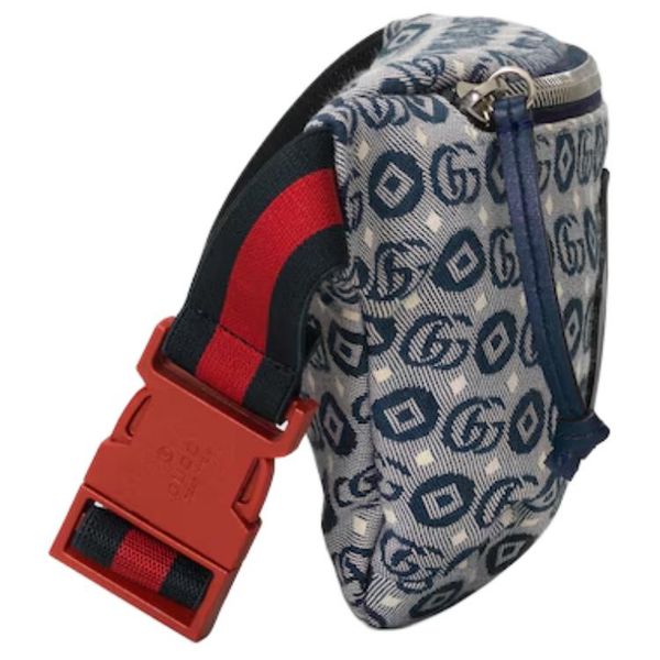 GUCCI ()