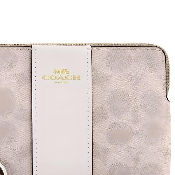 COACH