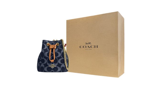 COACH