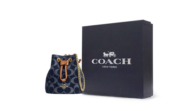 COACH