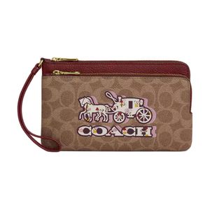 COACH