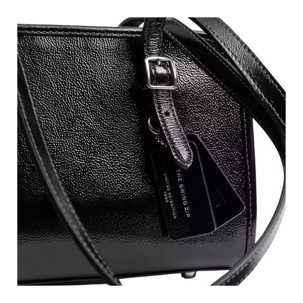 COACH Swing zip