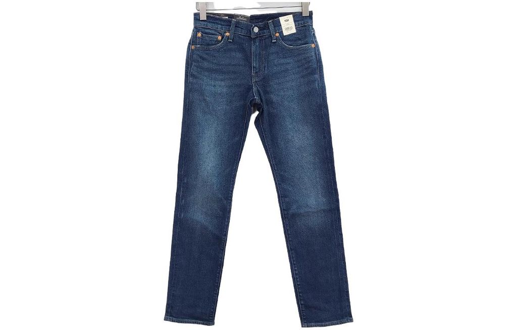 Levis