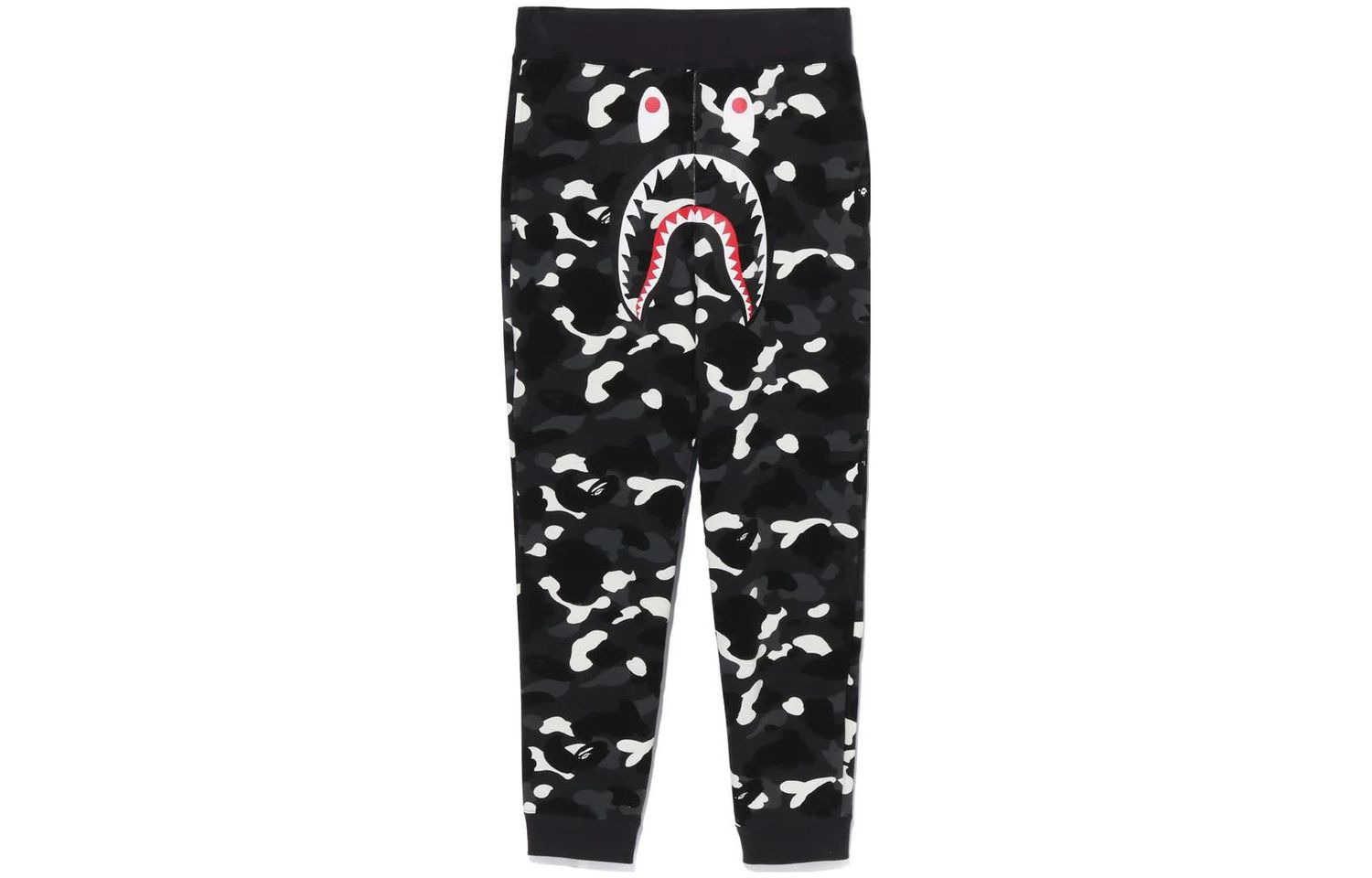 A BATHING APE