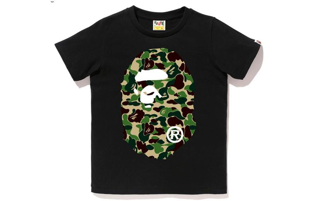 A BATHING APE