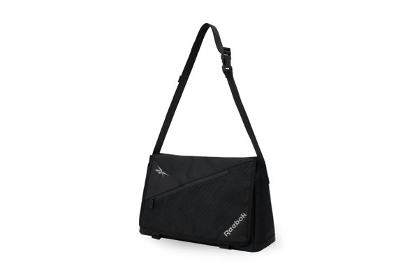 REEBOK ()
