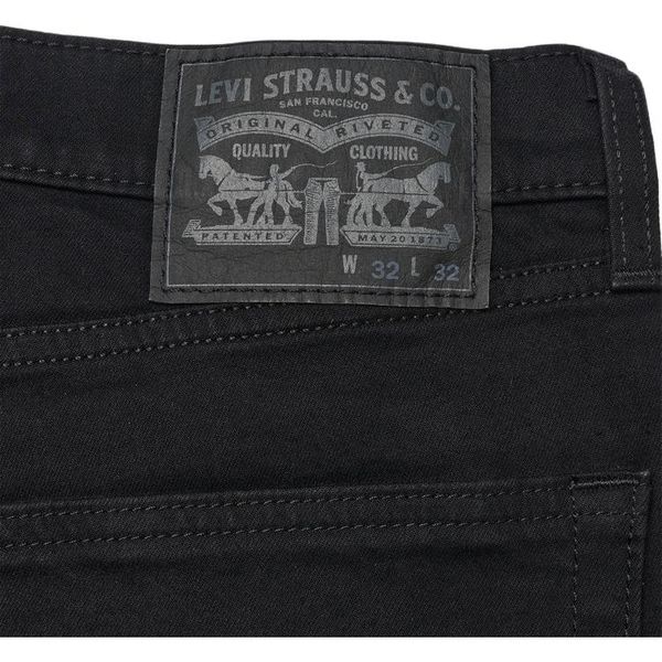 Levis
