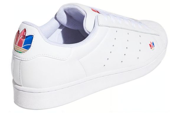 Adidas Originals Superstar ()