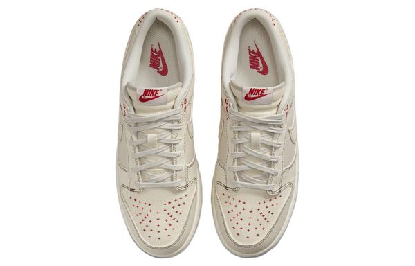Nike Dunk '-'