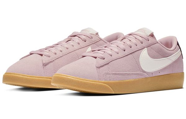 Nike Blazer SD