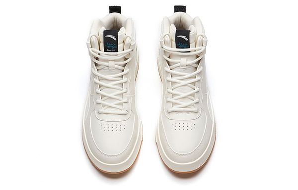 Anta Life Collection