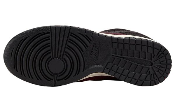 NIKE Dunk SE CC Low