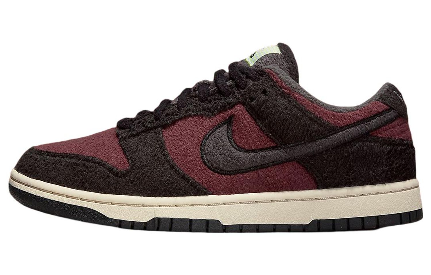NIKE Dunk SE CC Low