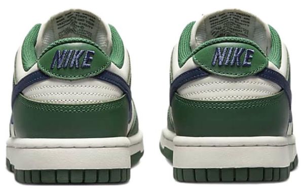 Nike Dunk 'Gorge Green'