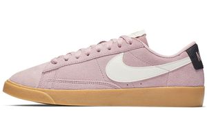 Nike Blazer SD