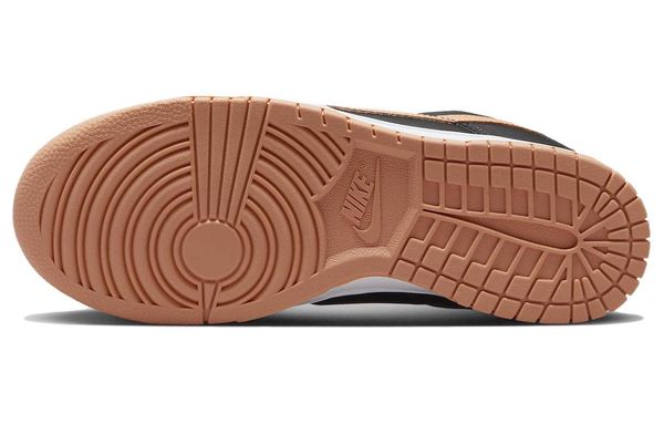 Nike Dunk '-'