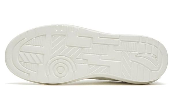 Anta Life Collection