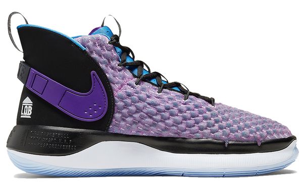 Nike AlphaDunk