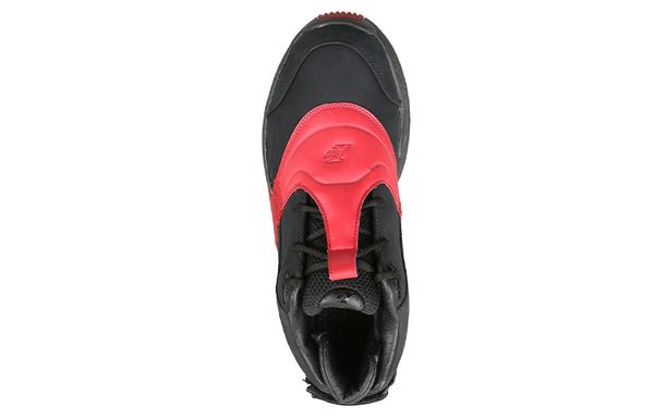REEBOK Answer