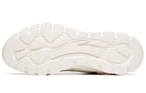 ANTA Low Top
