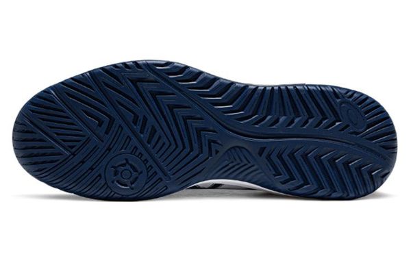 ASICS Dedicate 8