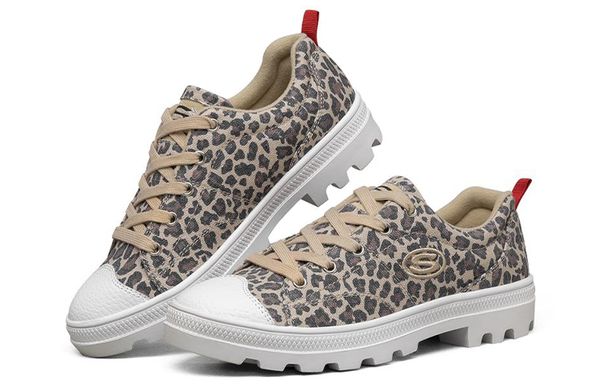Skechers Roadies Low