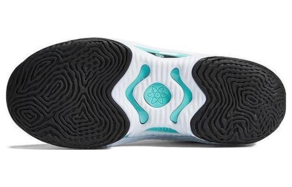 Nike Cosmic Unity 3 Low