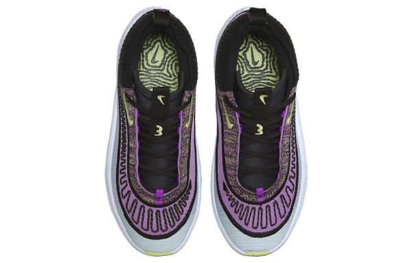 Nike Cosmic Unity 3
