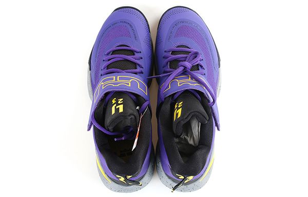 Nike Ambassador 12 Game Ready MID