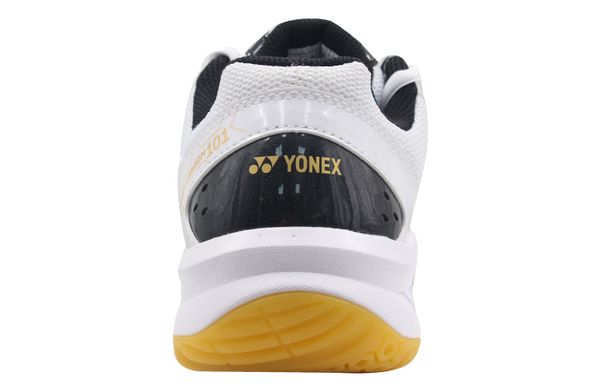 YONEX