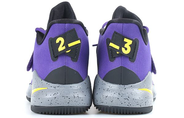 Nike Ambassador 12 Game Ready MID