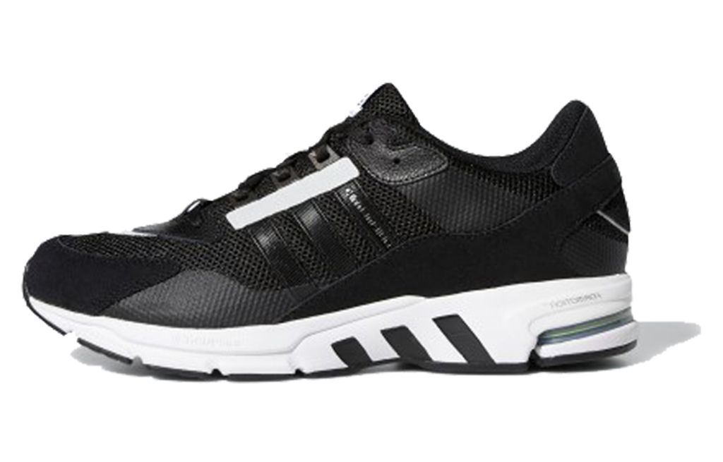 Adidas ()