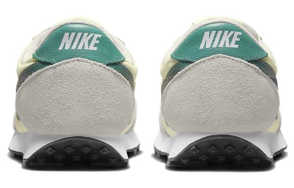 Nike Daybreak