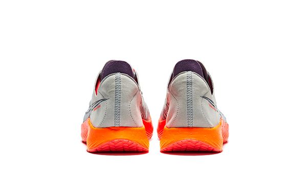 Saucony