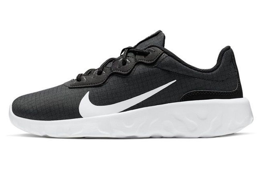 Nike Explore strada