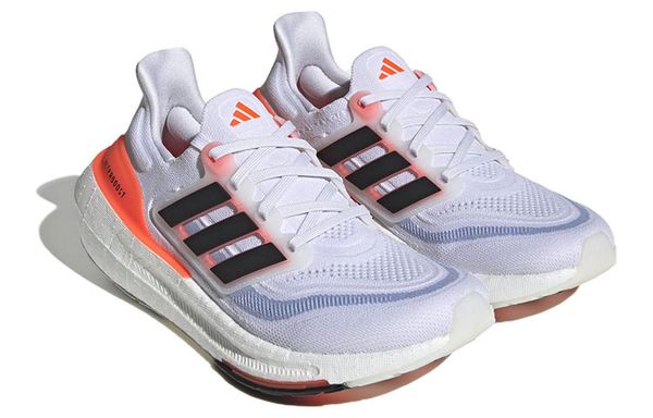 Adidas ULTRABOOST LIGHT