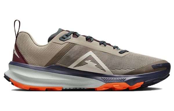 Nike Kiger 9