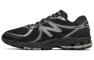 New Balance 860 v2