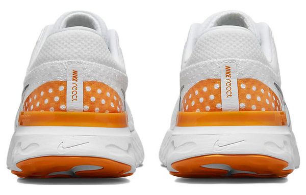 Nike React Infinity Run Flyknit 3