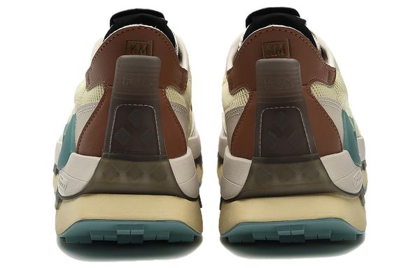 FILA KM