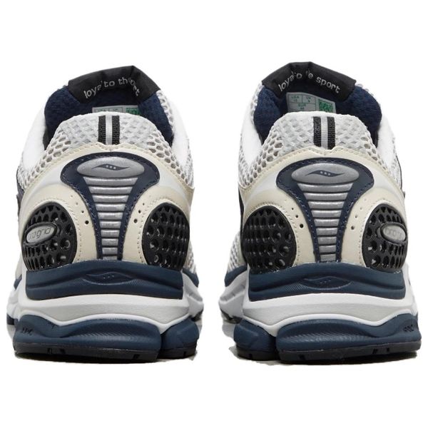 Saucony ProGrid Triumph Victory 4