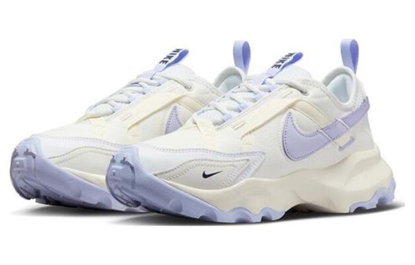 Nike TC 7900