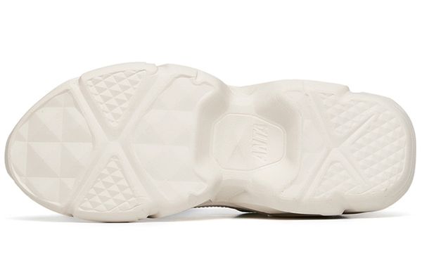 Anta Life Collection