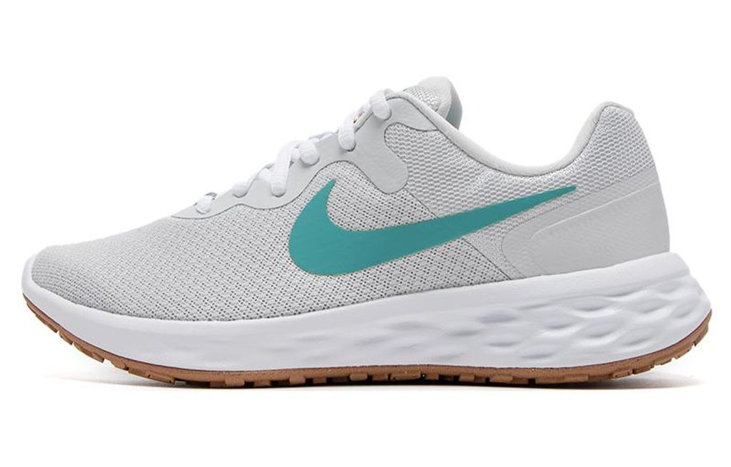 Nike REVOLUTION 6