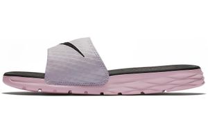 Nike Benassi