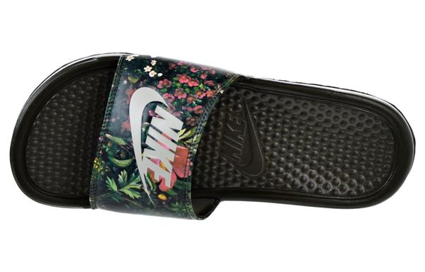 Nike Benassi