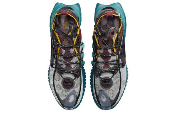 Nike ISPA