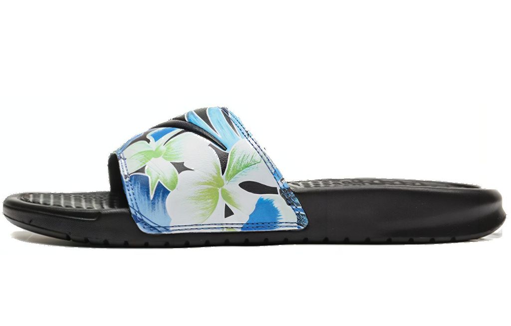 Nike Benassi